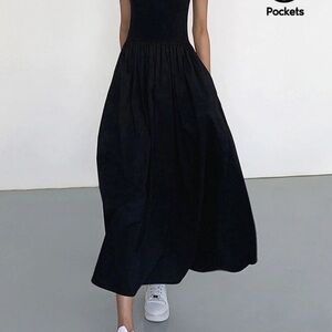Elegant Black Maxi Dress with Pockets